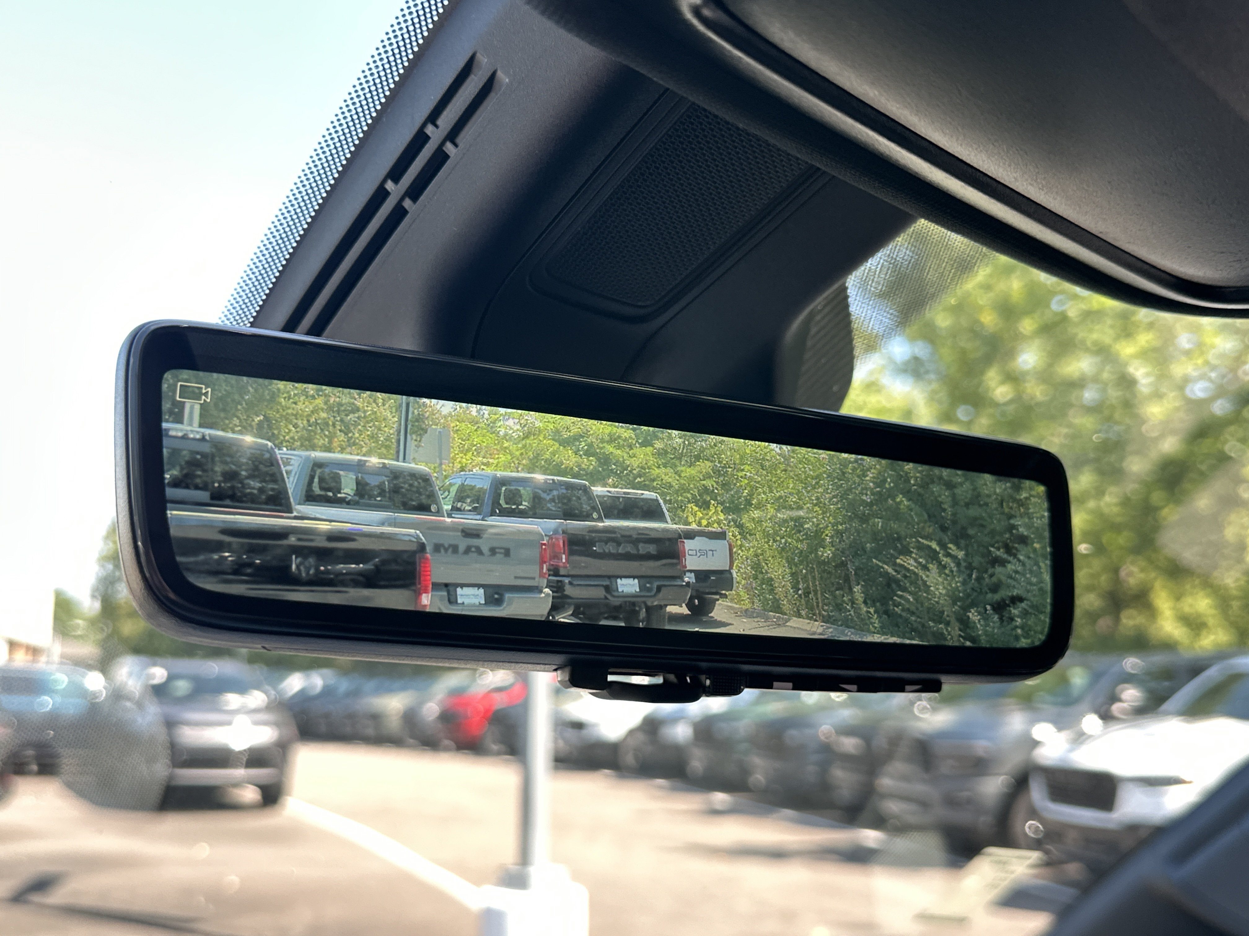 New 2027 RAM 1500 Laramie w/ Night Edition AWD/4WD image 9