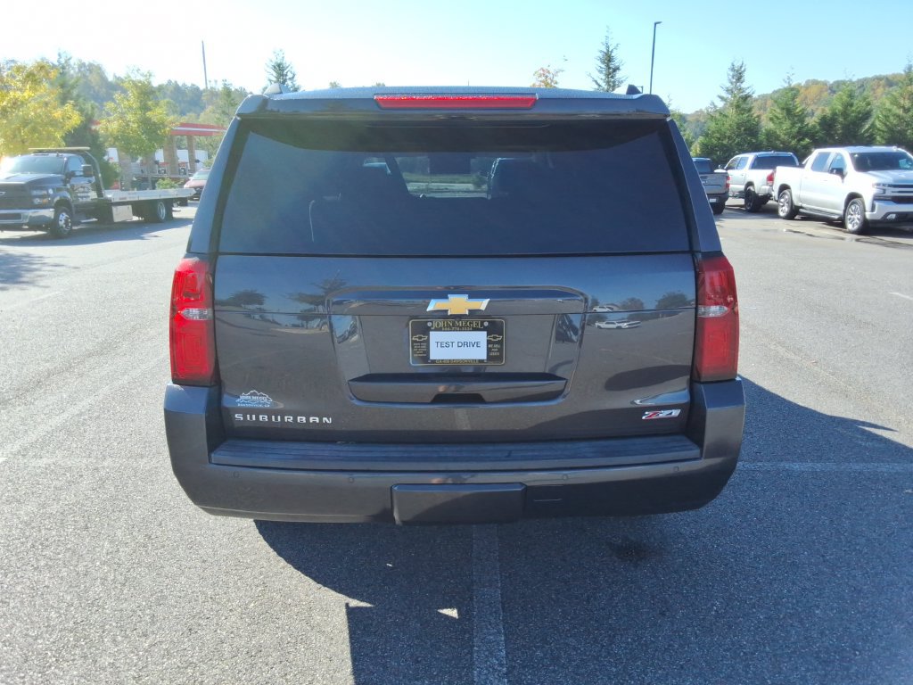 Certified 2017 Chevrolet Suburban LT AWD/4WD image 6