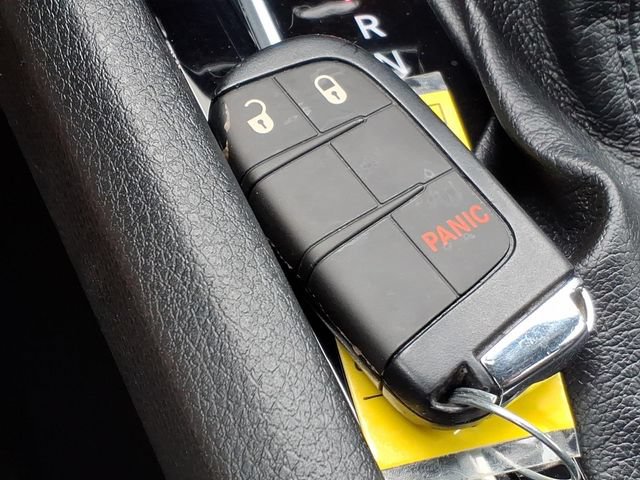 Used 2024 Jeep Compass Latitude AWD/4WD image 22