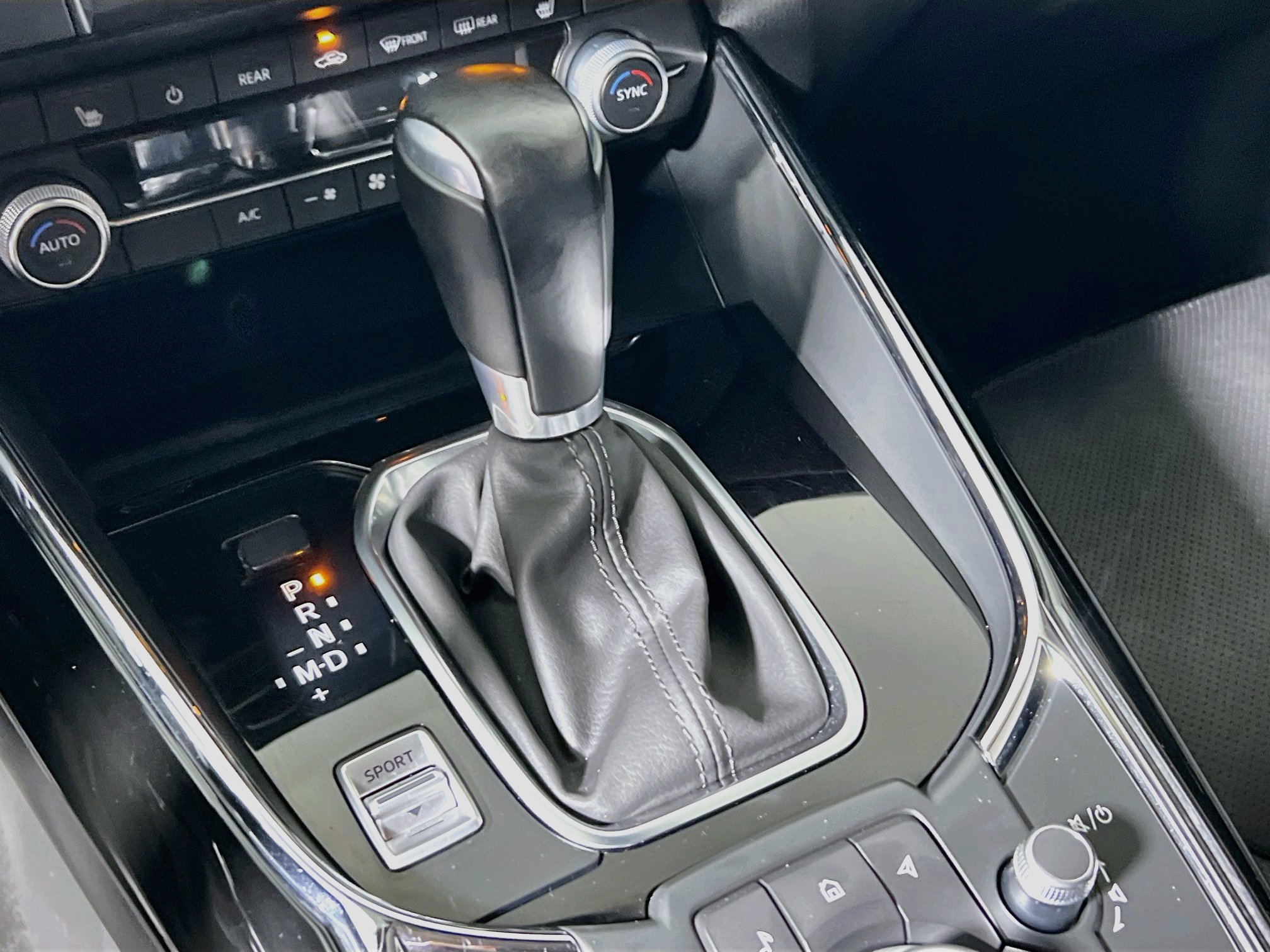 Used 2021 MAZDA CX-9 Touring w/ Touring Premium Package FWD image 24