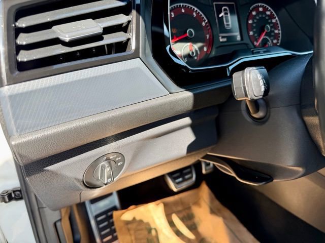 Used 2020 Volkswagen Jetta GLI FWD image 25