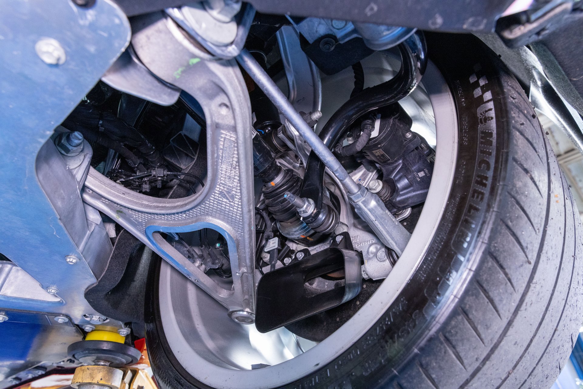 Used 2023 Chevrolet Corvette Z06 w/ Z07 Performance Package image 30