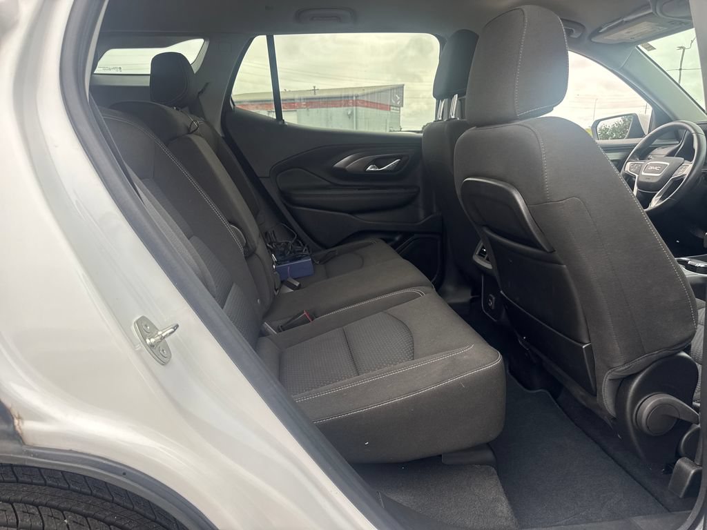 Used 2023 GMC Terrain SLE w/ Driver Convenience Package AWD/4WD image 12