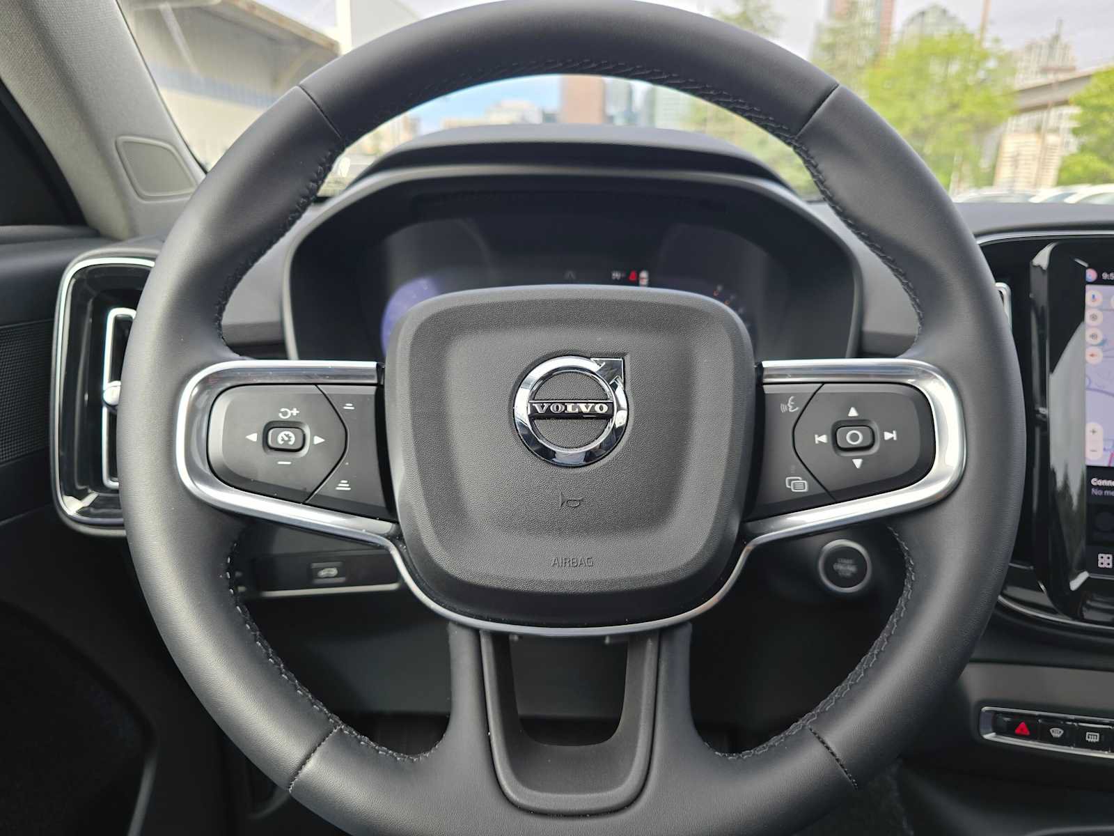 Used 2026 Volvo XC40 B5 Plus w/ Protection Package Premier AWD/4WD image 24