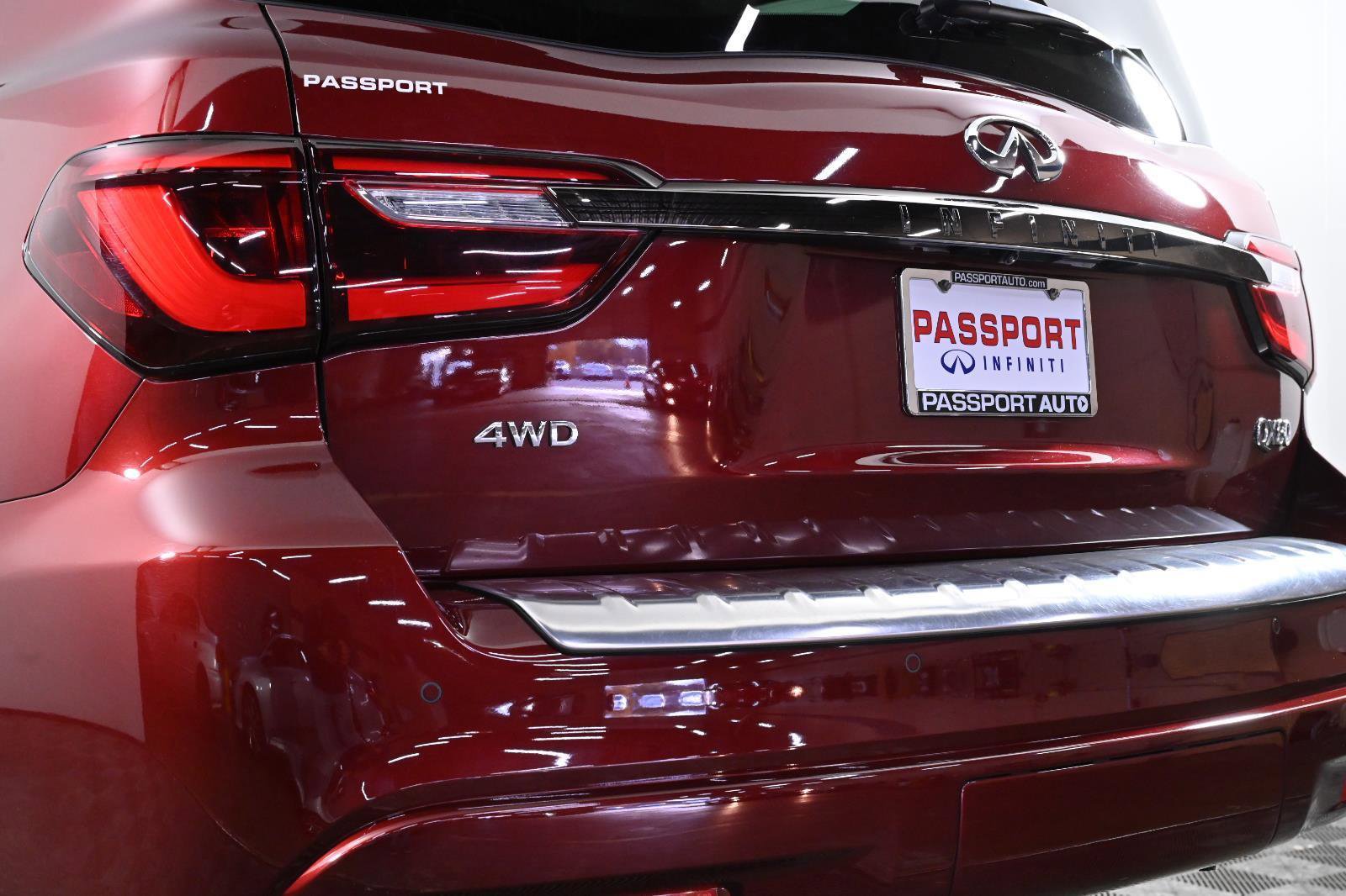 Certified 2023 INFINITI QX80 Premium Select w/ Cargo Package image 6