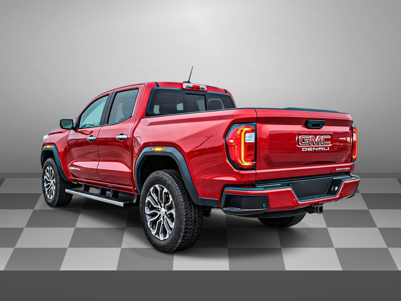 Certified 2024 GMC Canyon Denali AWD/4WD image 4