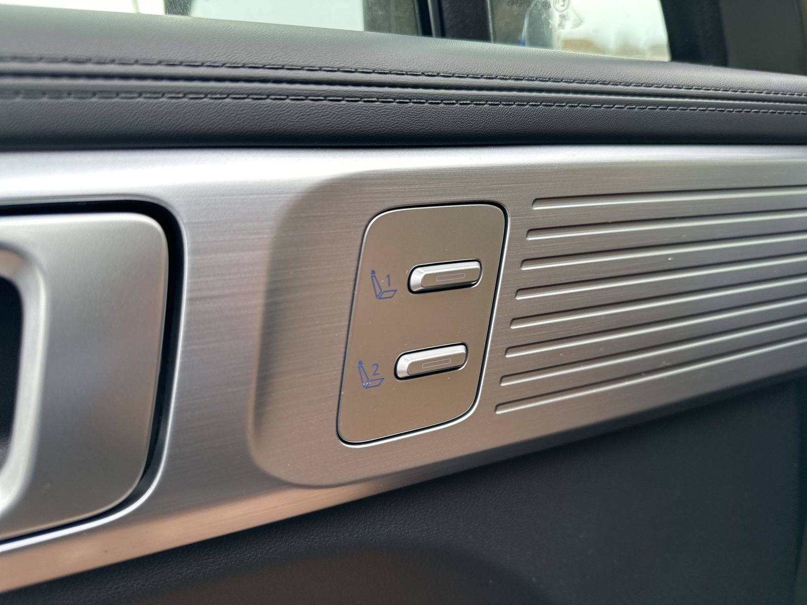 New 2026 Hyundai Santa Fe Limited image 14