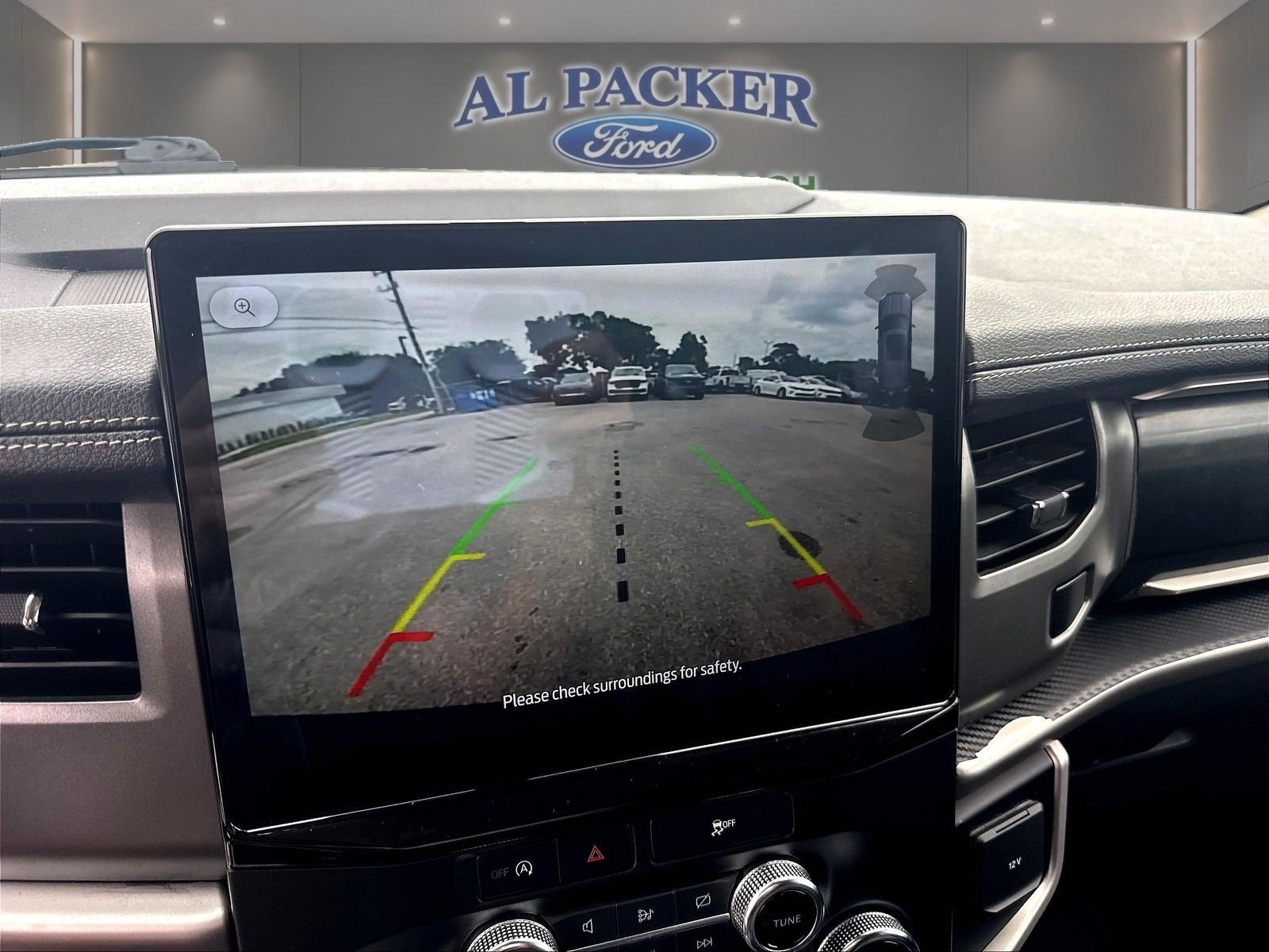 Certified 2023 Ford Expedition XLT RWD image 19