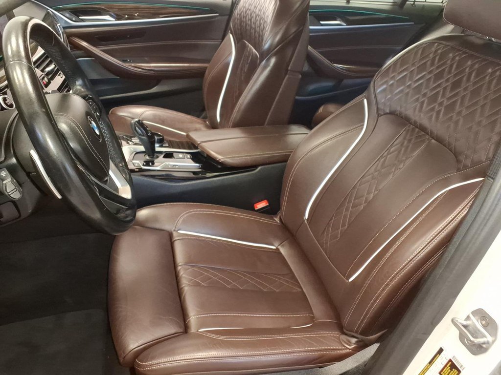 Used 2019 BMW 530e xDrive w/ Executive Package AWD/4WD image 19