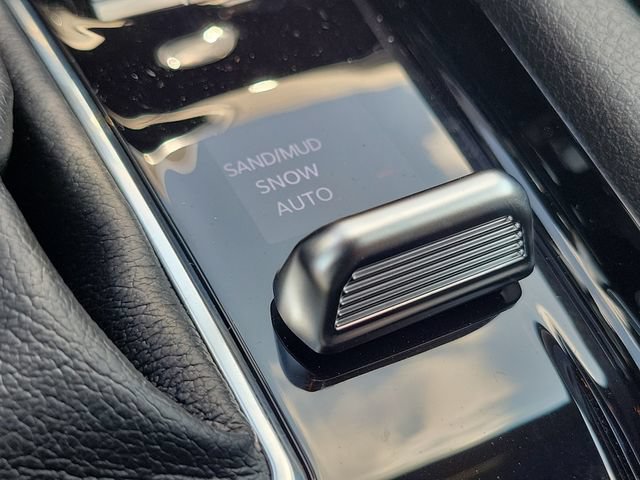 New 2026 Jeep Compass Limited w/ Sun, Sound & Navigation Group AWD/4WD image 33