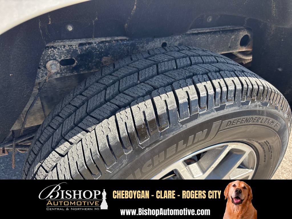 Used 2016 GMC Canyon SLE w/ All Terrain Package AWD/4WD image 16