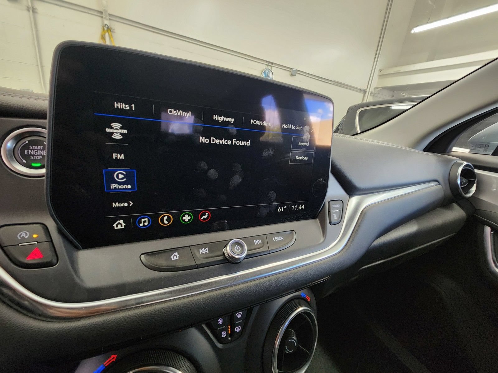 Used 2025 Chevrolet Blazer LT FWD image 13