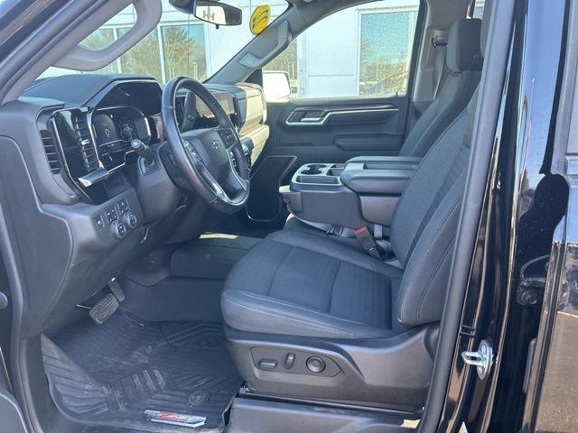 Used 2022 Chevrolet Silverado 1500 RST image 11