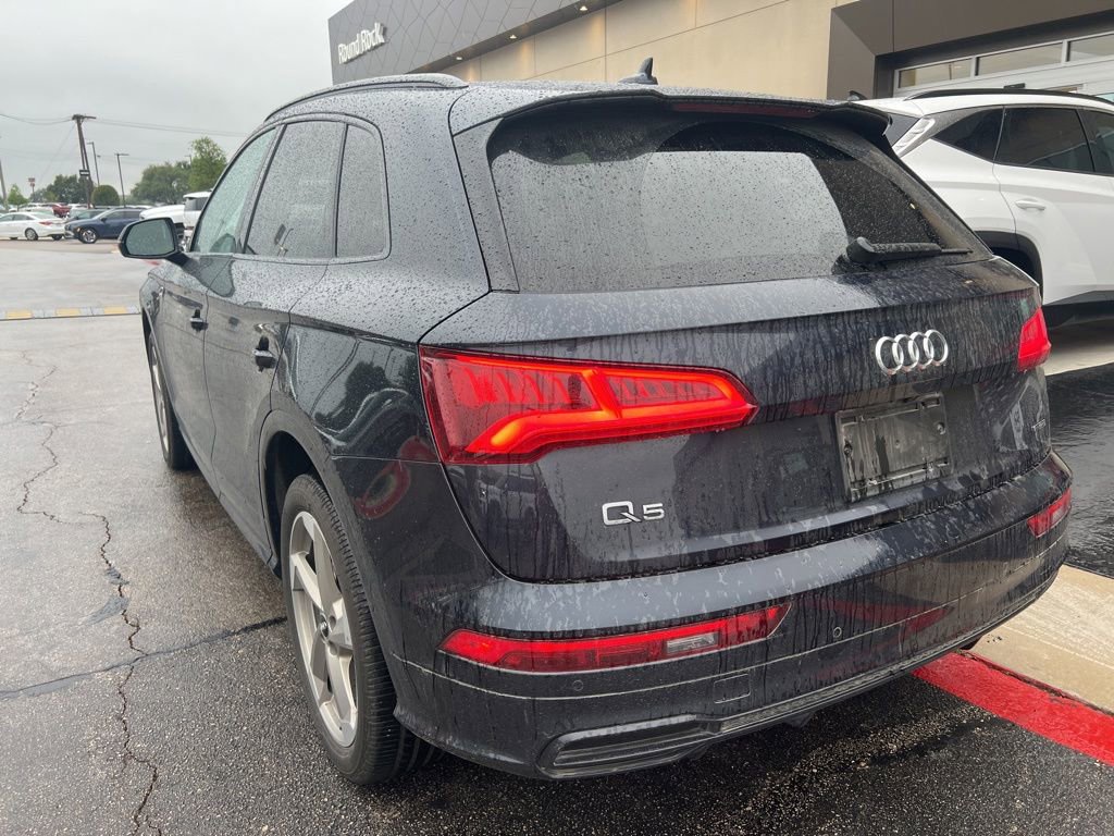 Used 2020 Audi Q5 2.0T Titanium Premium Plus AWD/4WD image 5