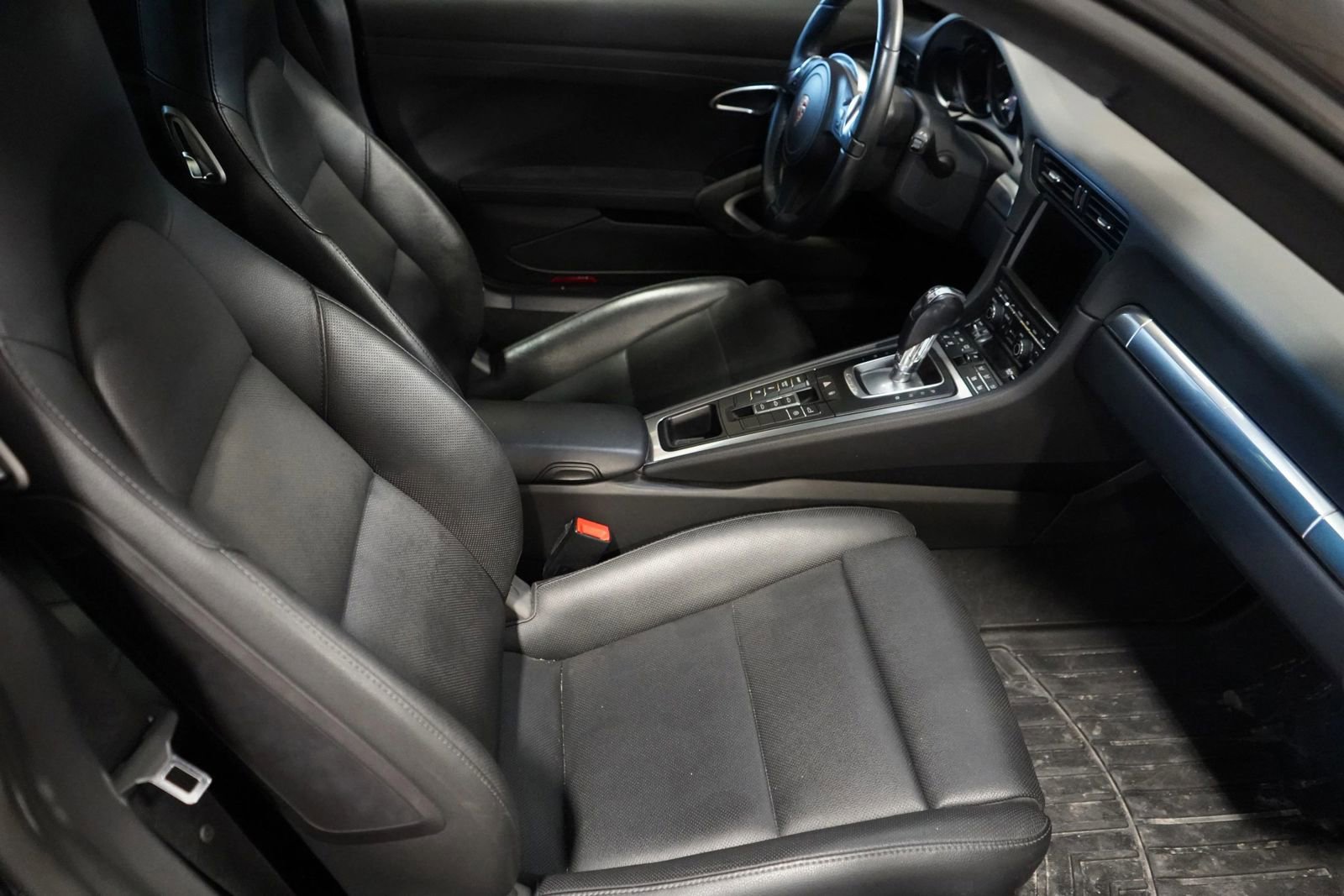 Used 2014 Porsche 911 Carrera 4S image 20