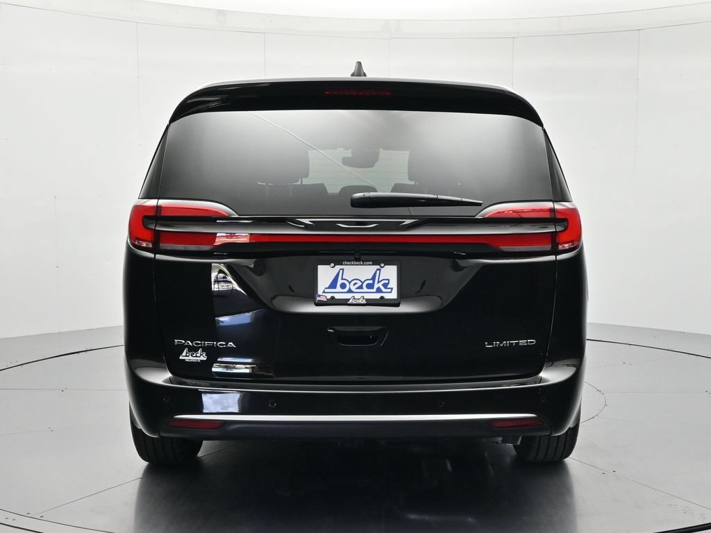 New 2027 Chrysler Pacifica Limited w/ Family Tech Group FWD image 6