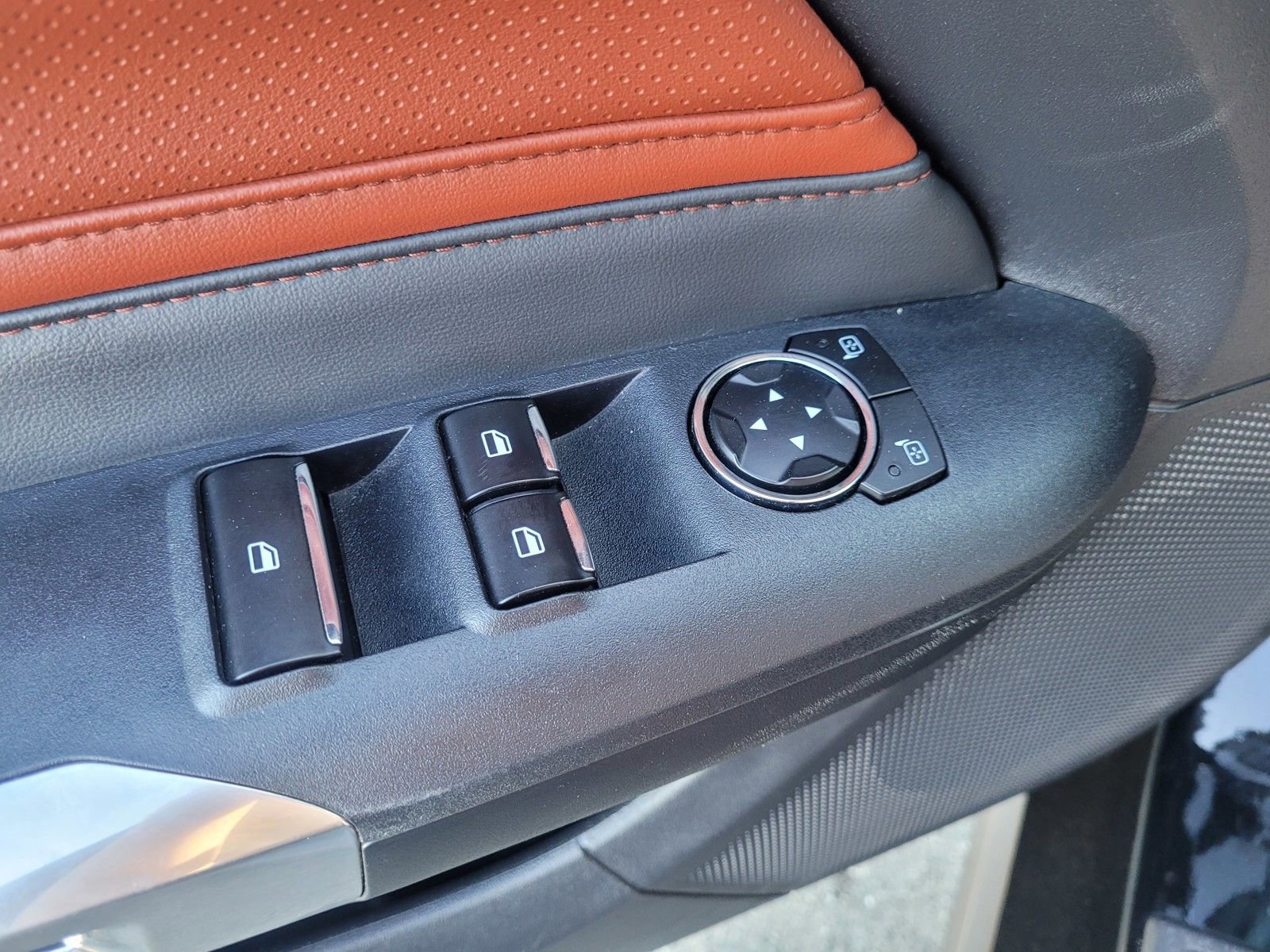 Used 2024 Ford Mustang Premium image 14