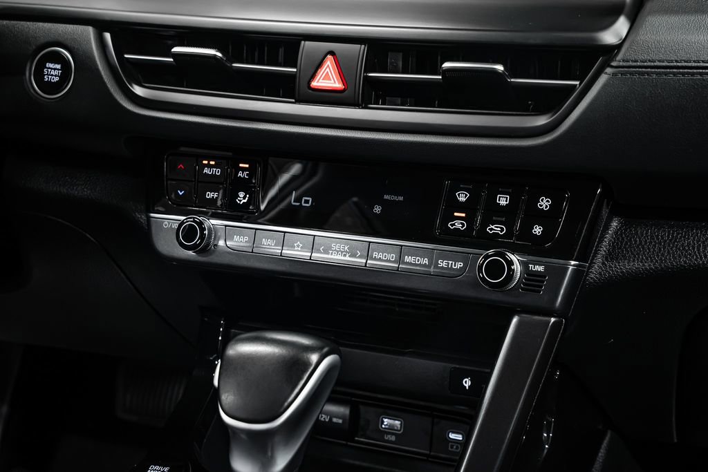 Used 2024 Kia Seltos EX image 16