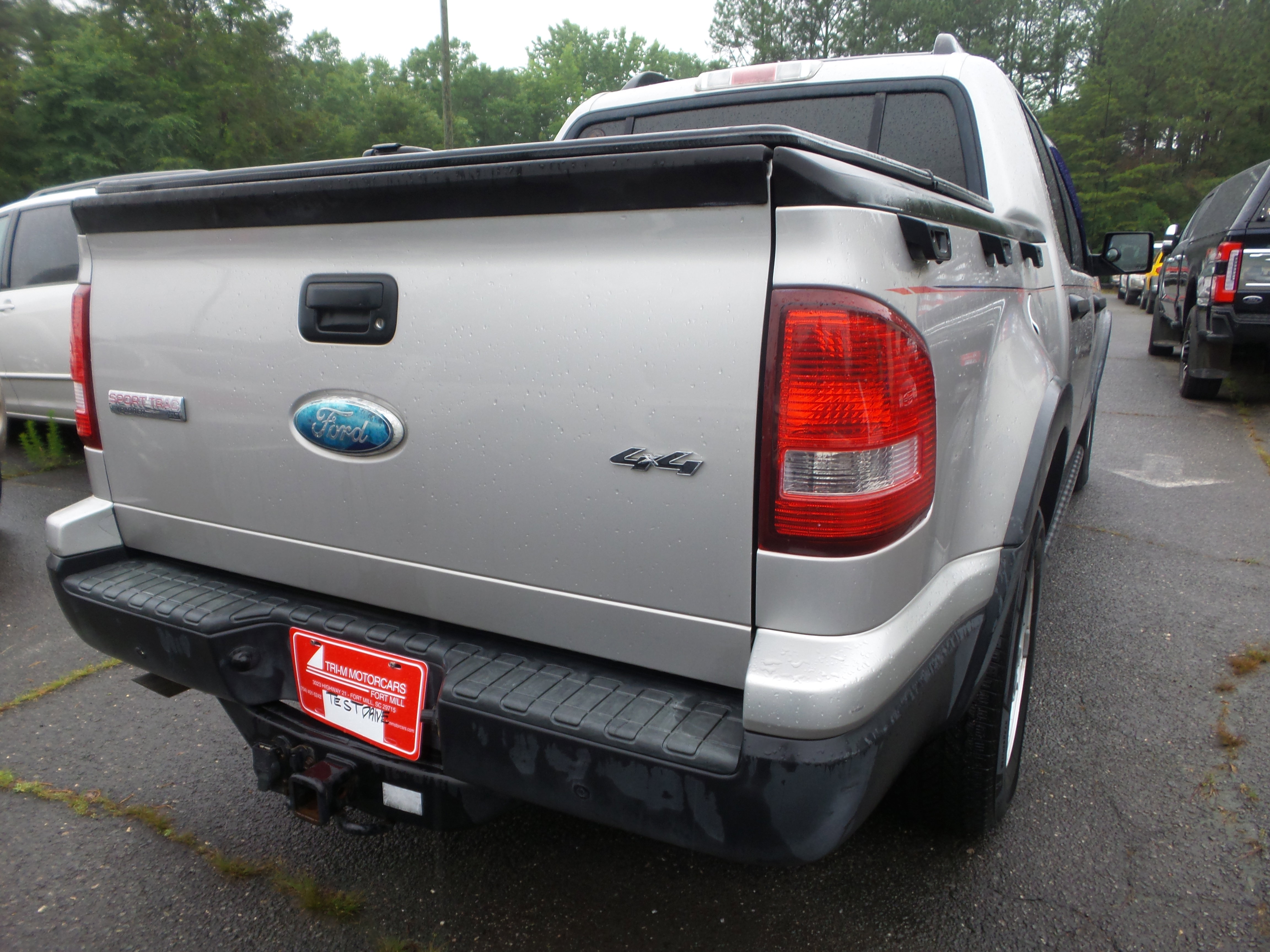 Used 2008 Ford Explorer Sport Trac XLT AWD/4WD image 7