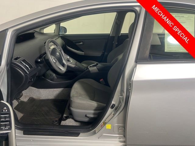 Used 2014 Toyota Prius Three FWD image 17
