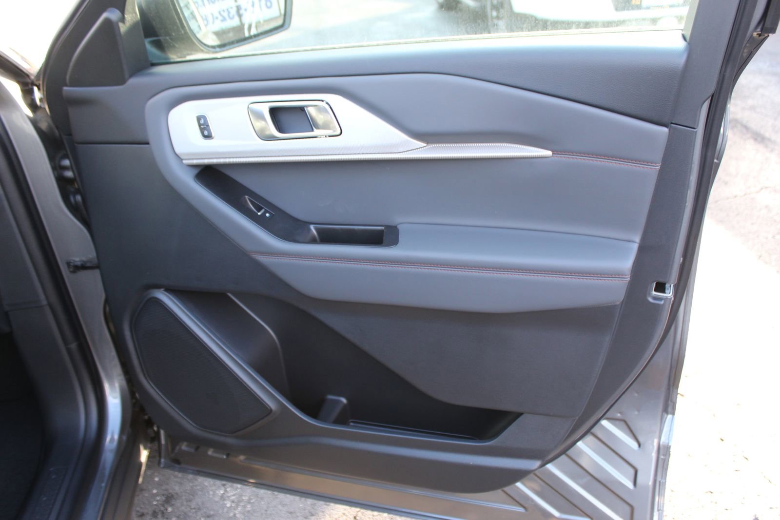 New 2026 Ford Explorer Active image 12