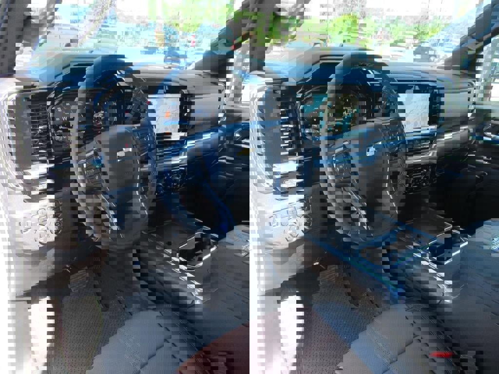 New 2025 Chevrolet Silverado 2500 High Country w/ Technology Package image 16