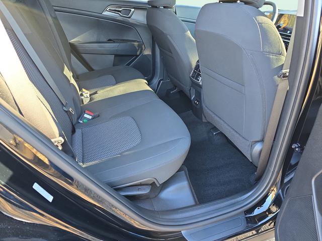 New 2026 Kia Sportage LX image 16