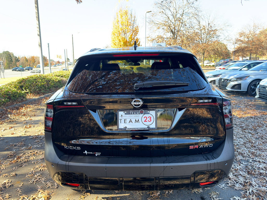 New 2026 Nissan Kicks SR w/ SR Premium Package image 6