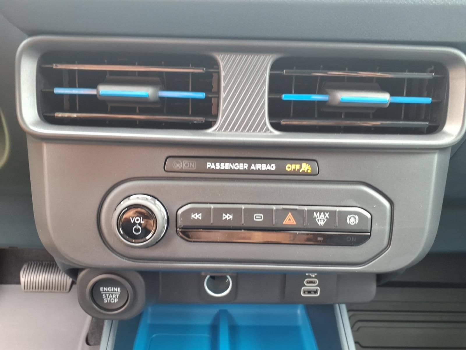 New 2026 Ford Maverick XLT FWD image 28