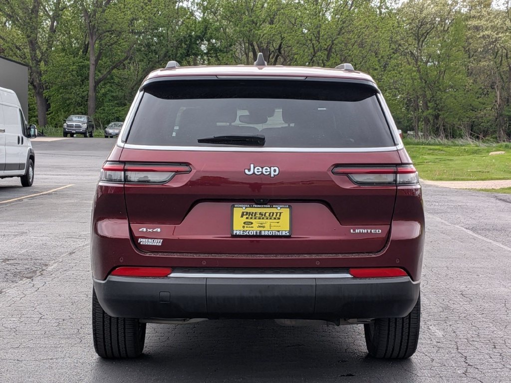 Used 2024 Jeep Grand Cherokee L Limited AWD/4WD image 6
