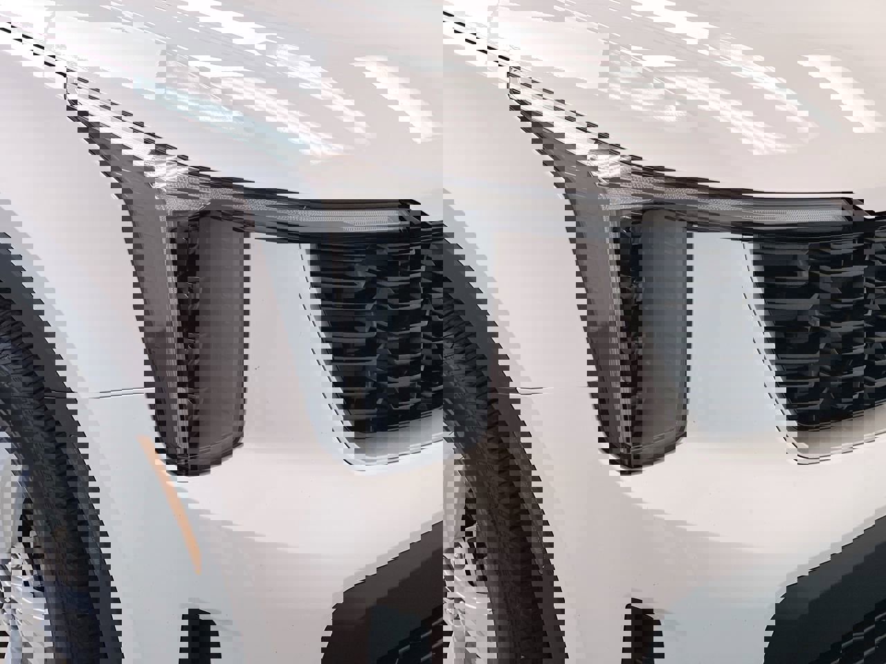 Certified 2025 Kia Sorento LX image 11