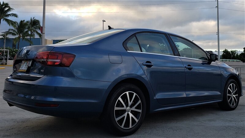 Used 2018 Volkswagen Jetta SE FWD image 6