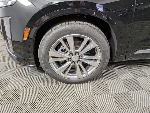 New 2025 Cadillac XT6 Premium Luxury w/ LPO, Floor Liner Package image 37