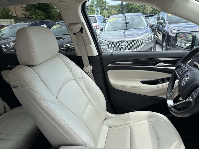 Used 2023 Buick Enclave Essence FWD image 10