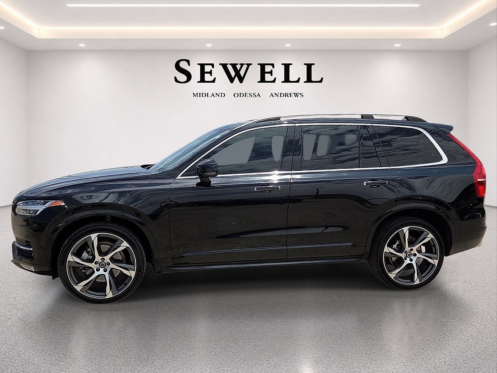 Used 2019 Volvo XC90 T6 Momentum AWD/4WD image 2