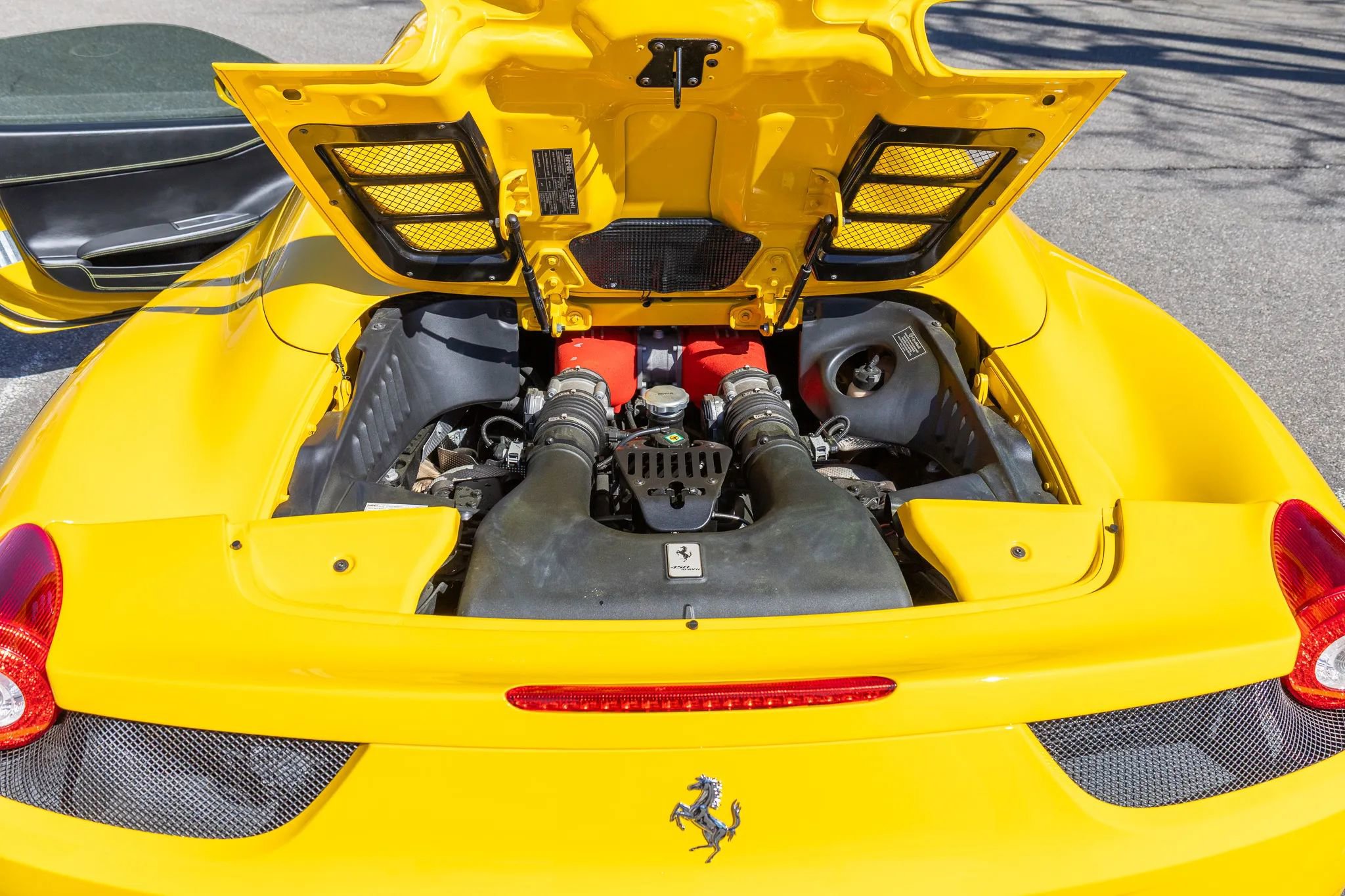 Used 2015 Ferrari 458 Spider Convertible 2D image 75