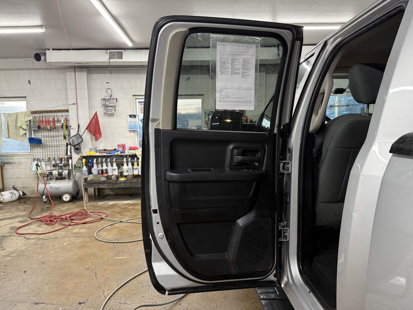 Used 2016 RAM 1500 Express image 27