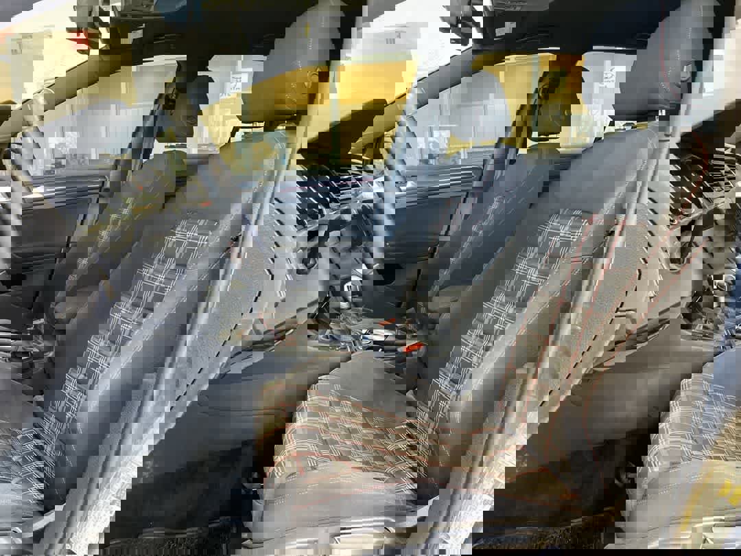 Used 2020 Volkswagen GTI S image 11