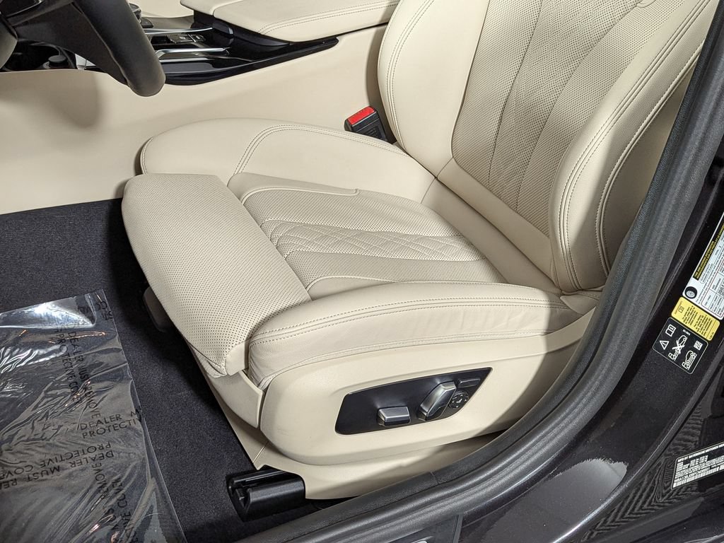 Certified 2023 BMW 530i xDrive w/ Convenience Package AWD/4WD image 18