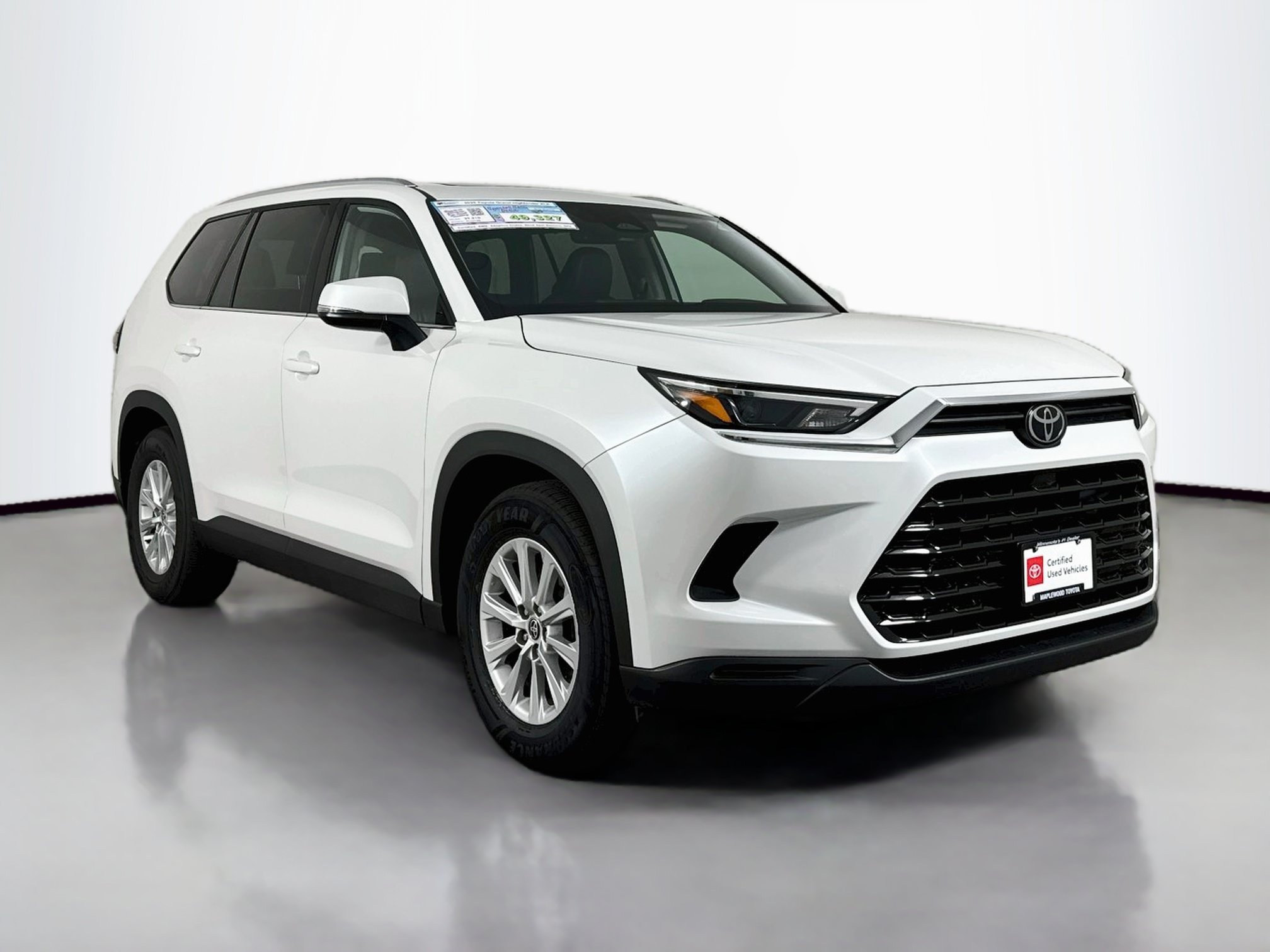 Certified 2025 Toyota Grand Highlander AWD image 1