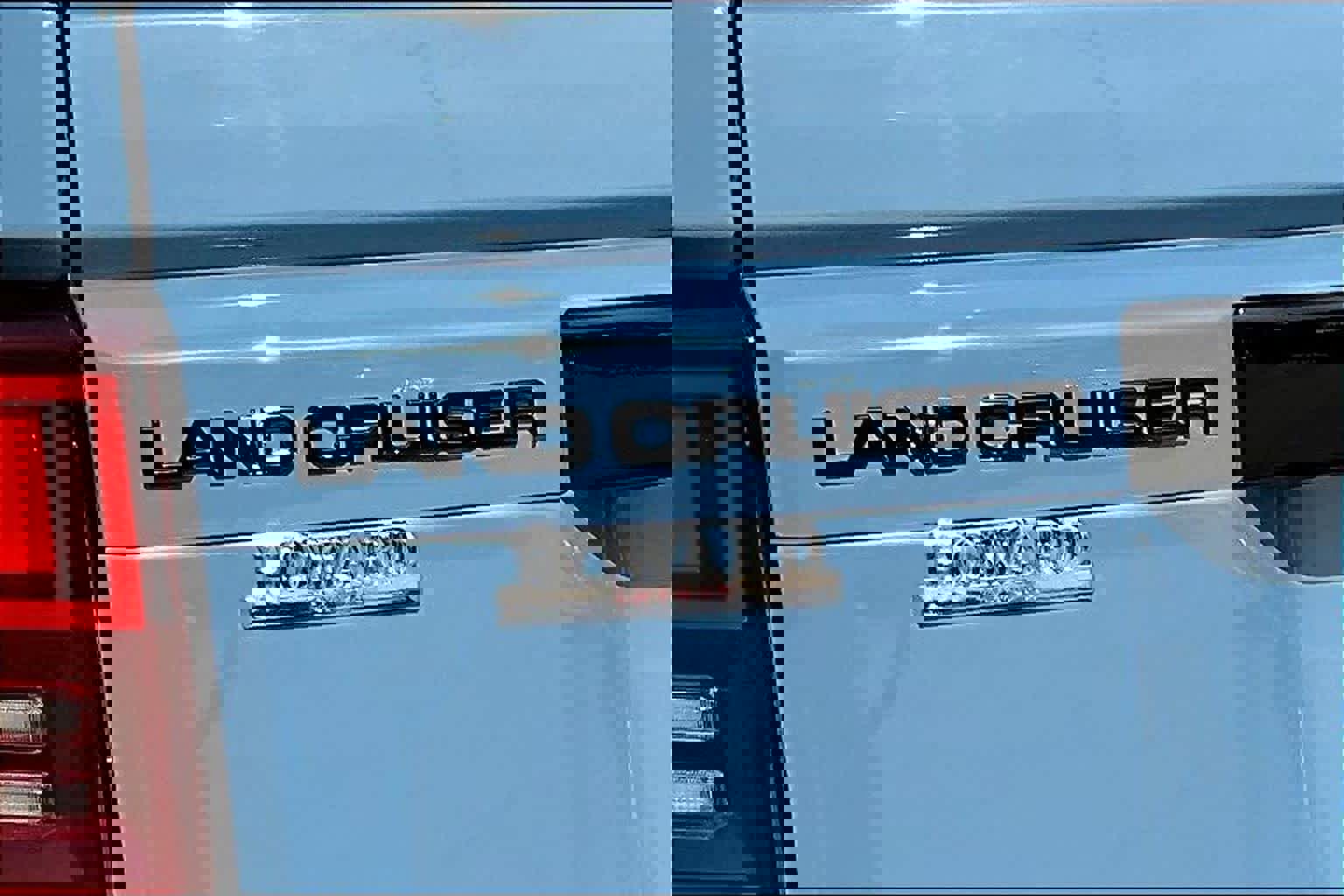 Used 2024 Toyota Land Cruiser image 31