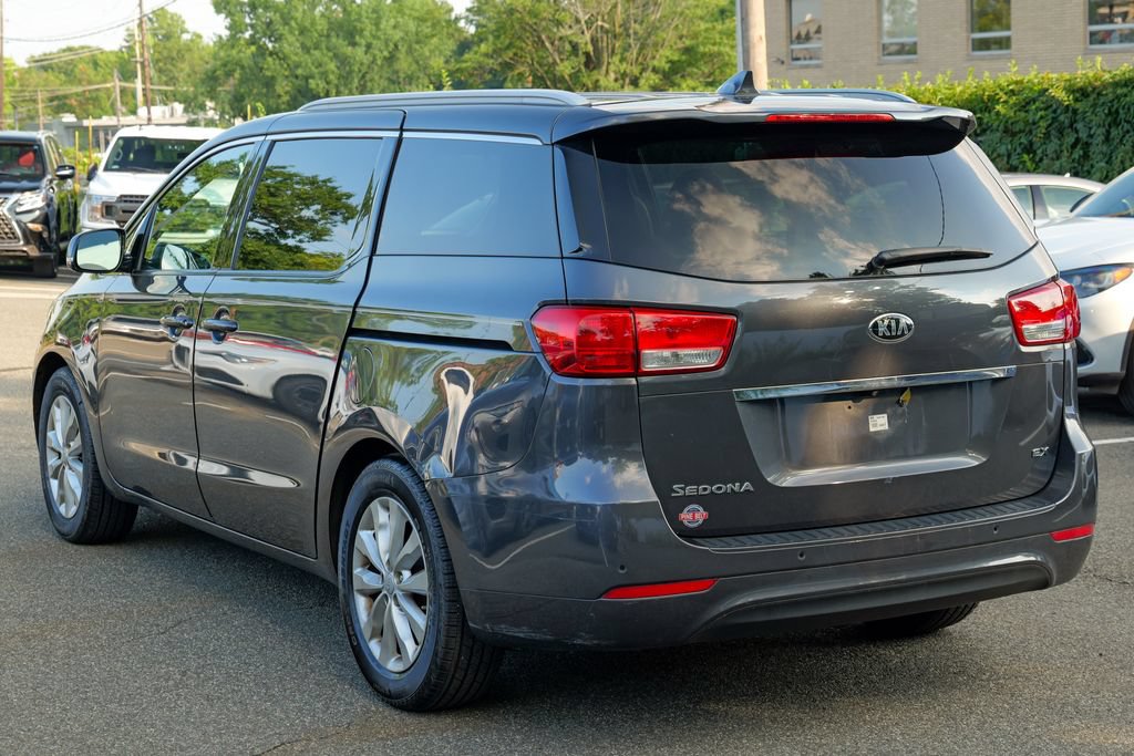Used 2015 Kia Sedona EX w/ EX Premium Package FWD image 5