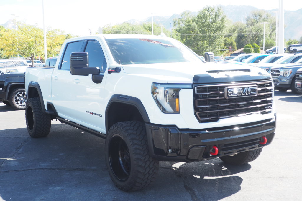 Used 2026 GMC Sierra 2500 AT4X AWD/4WD image 3