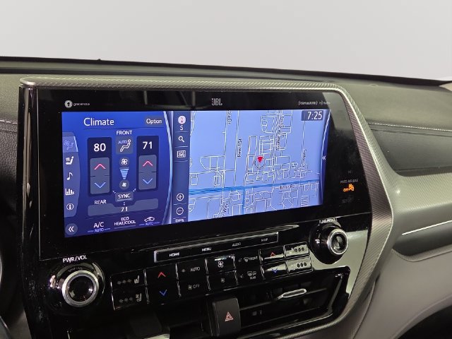 Used 2021 Toyota Highlander Platinum AWD/4WD image 18