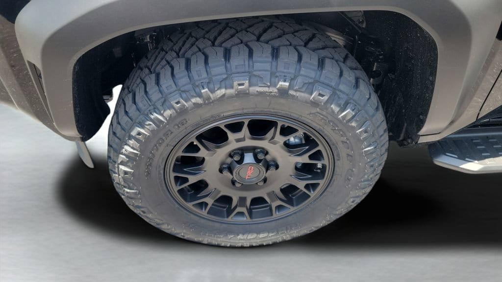 New 2026 Toyota 4Runner TRD Off-Road Premium AWD/4WD image 21