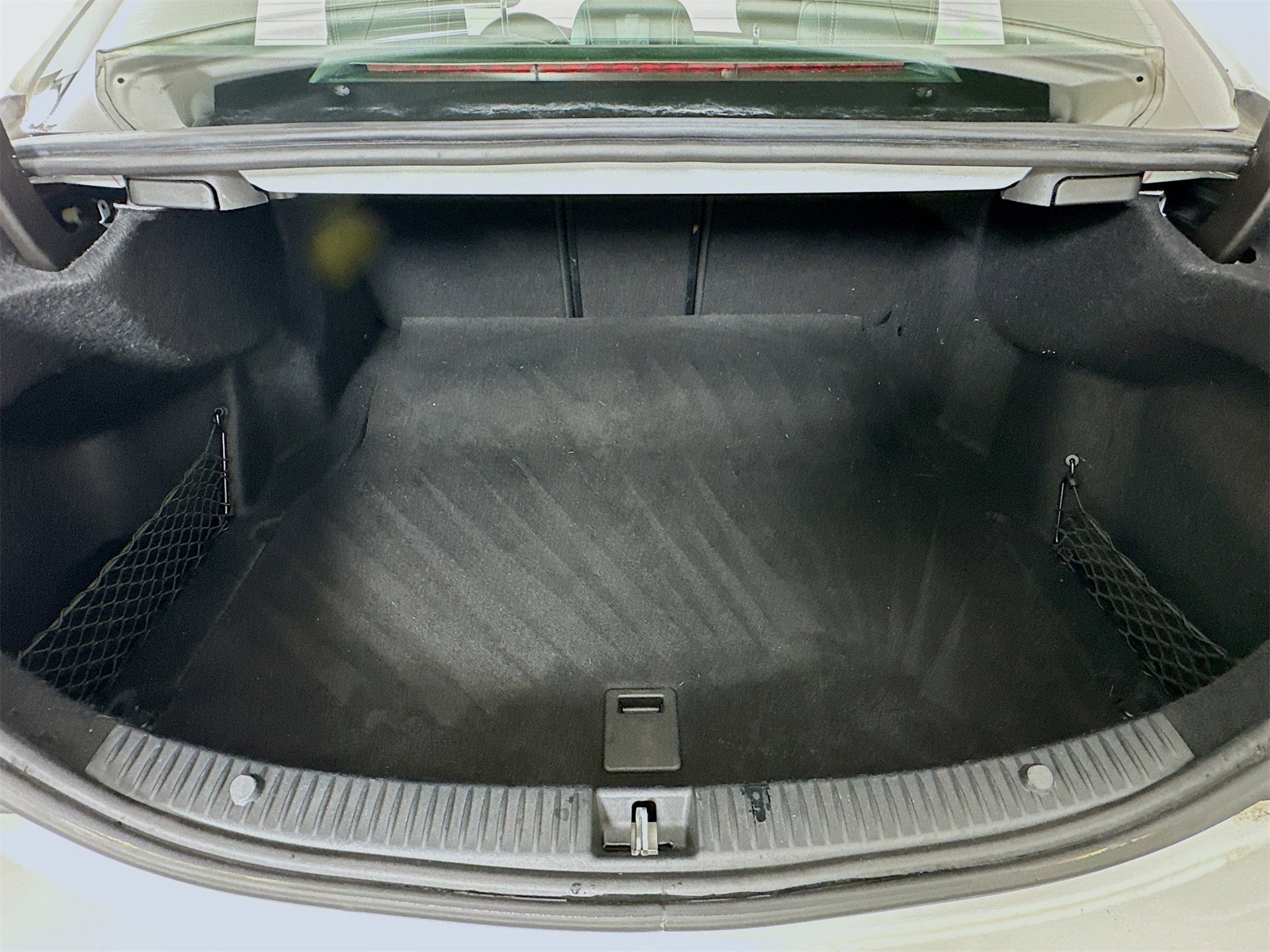 Used 2015 Mercedes-Benz C 400 4MATIC image 29