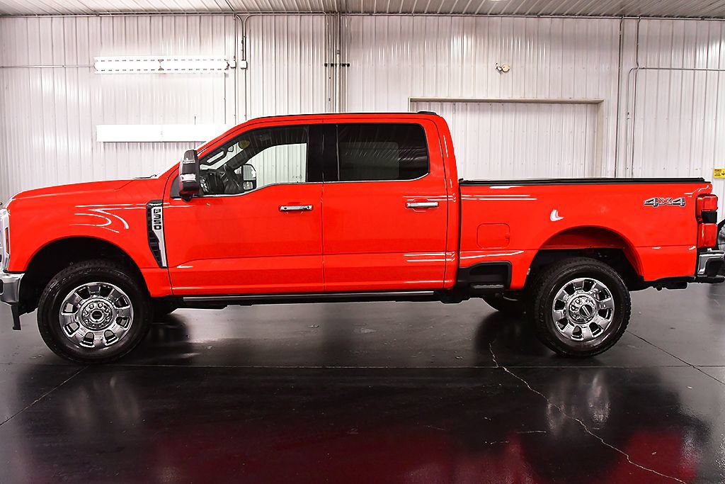 Used 2025 Ford F350 Lariat w/ Chrome Package AWD/4WD image 4