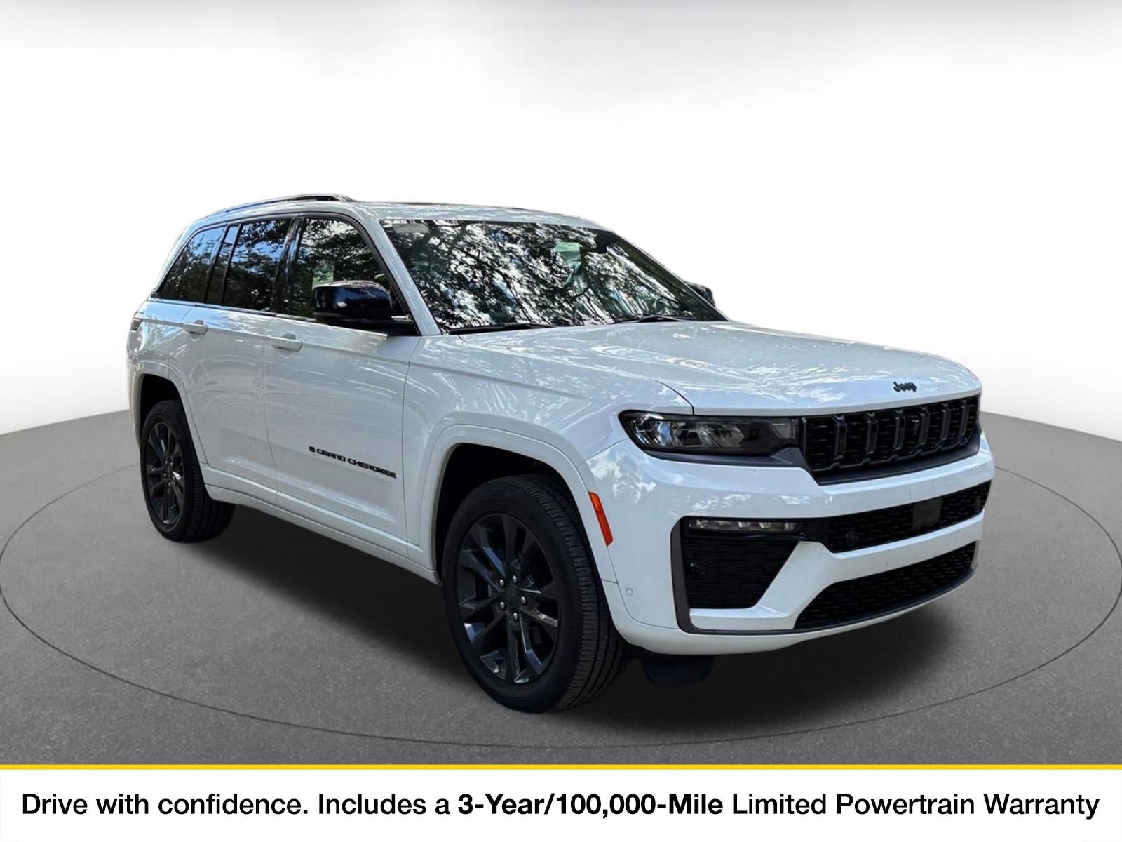 Used 2026 Jeep Grand Cherokee Limited AWD/4WD image 1
