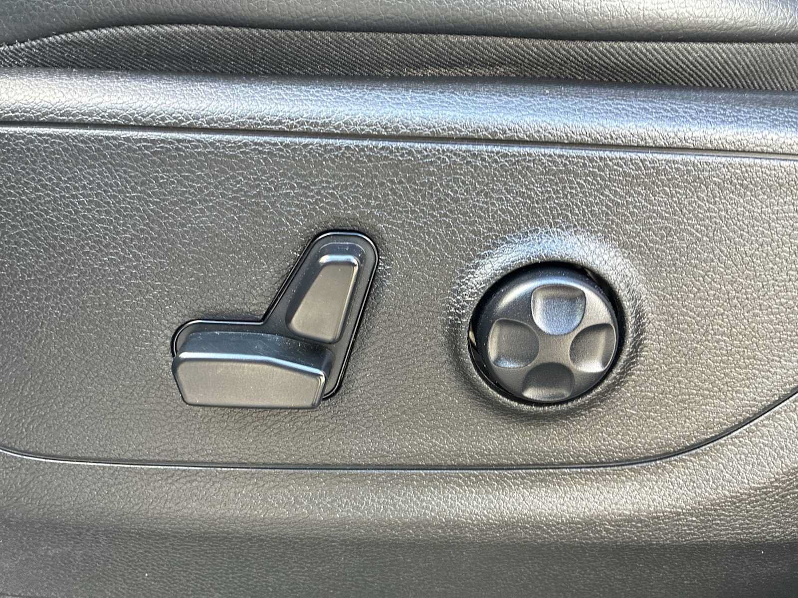 Used 2019 RAM 1500 Sport w/ Alpine Leather & Sound Group AWD/4WD image 14