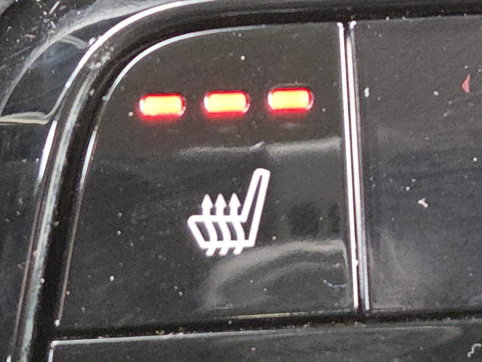 Used 2025 Honda Pilot EX-L image 4